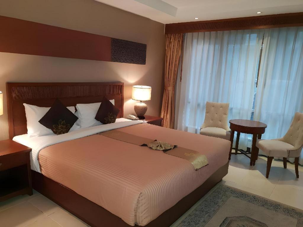 De Arni Hotel Bangkok Exteriör bild